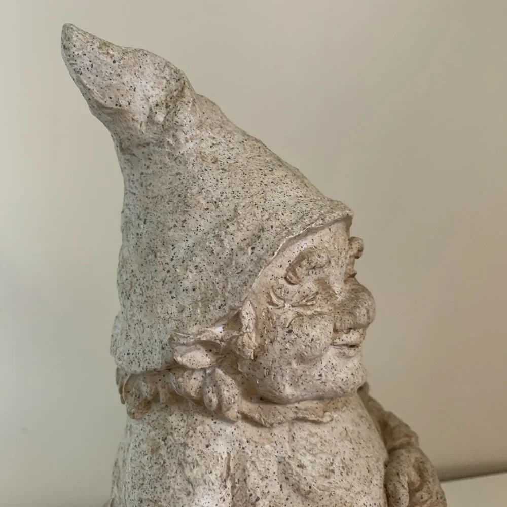 Vintage Elf stone garden gnome 2.5 pounds